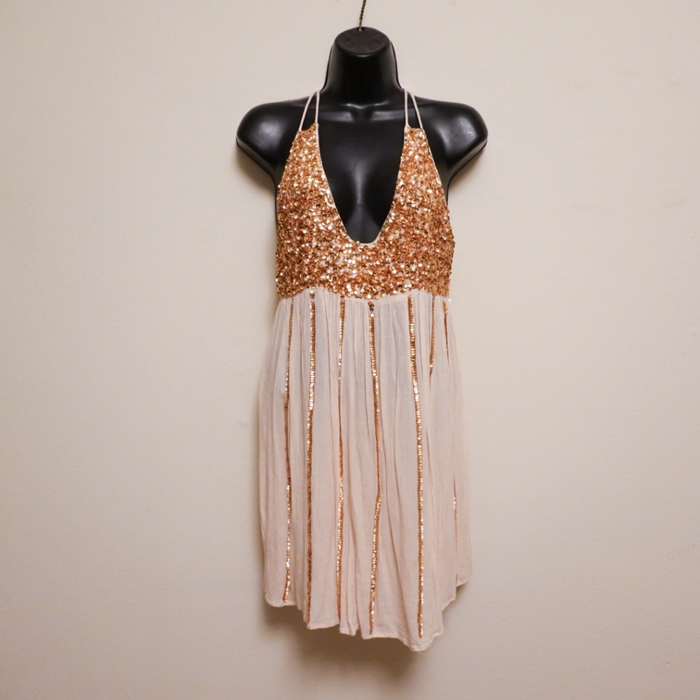FREE PEOPLE - INTIMATELY Peach/Pink Crepe with Rose Gold Sequin Detail, size PS